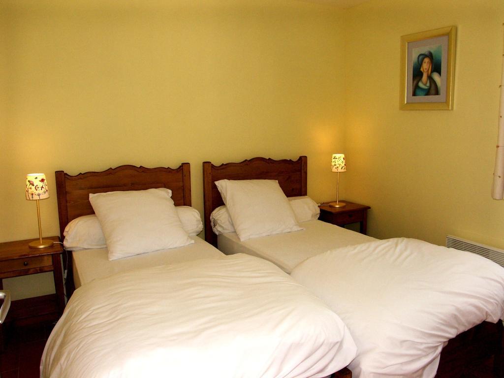 Les Terrasses De Castelmerle Niaux Room photo